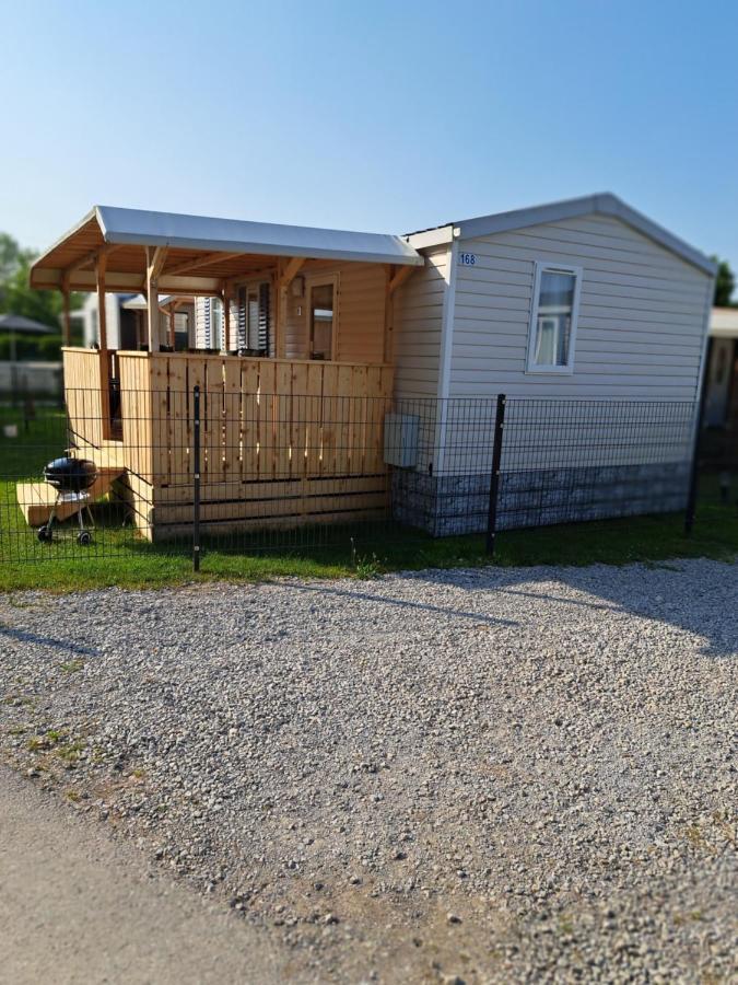 Mobilheim Chalet Bei Georg Seekirchen am Wallersee Dış mekan fotoğraf